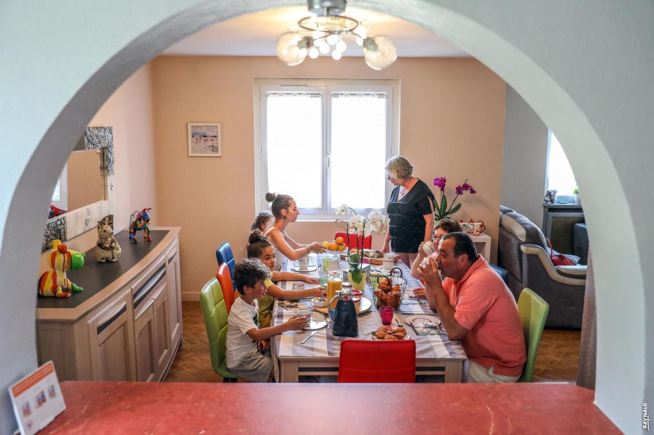 Le Nid De L'Ecureuil Bed & Breakfast Brens  Екстериор снимка