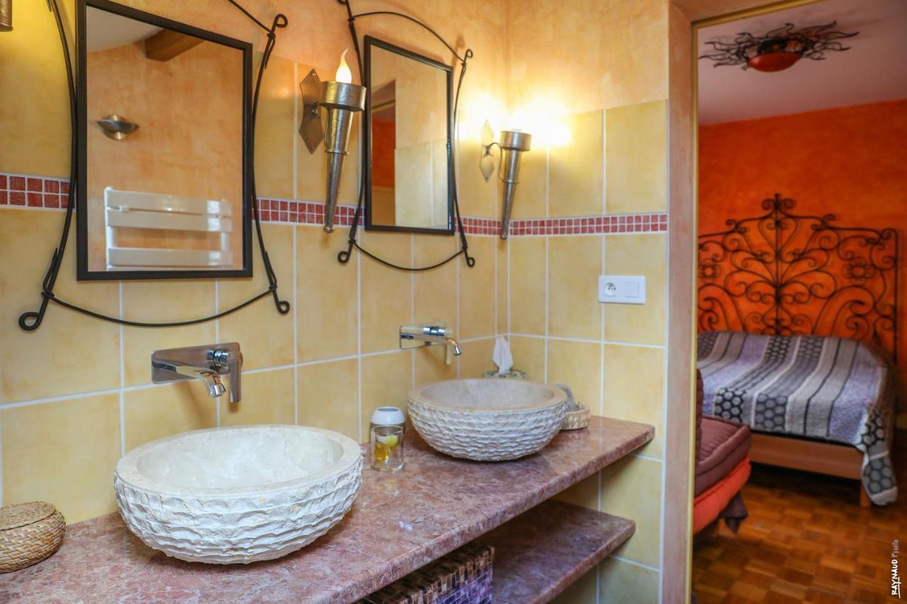 Le Nid De L'Ecureuil Bed & Breakfast Brens  Екстериор снимка