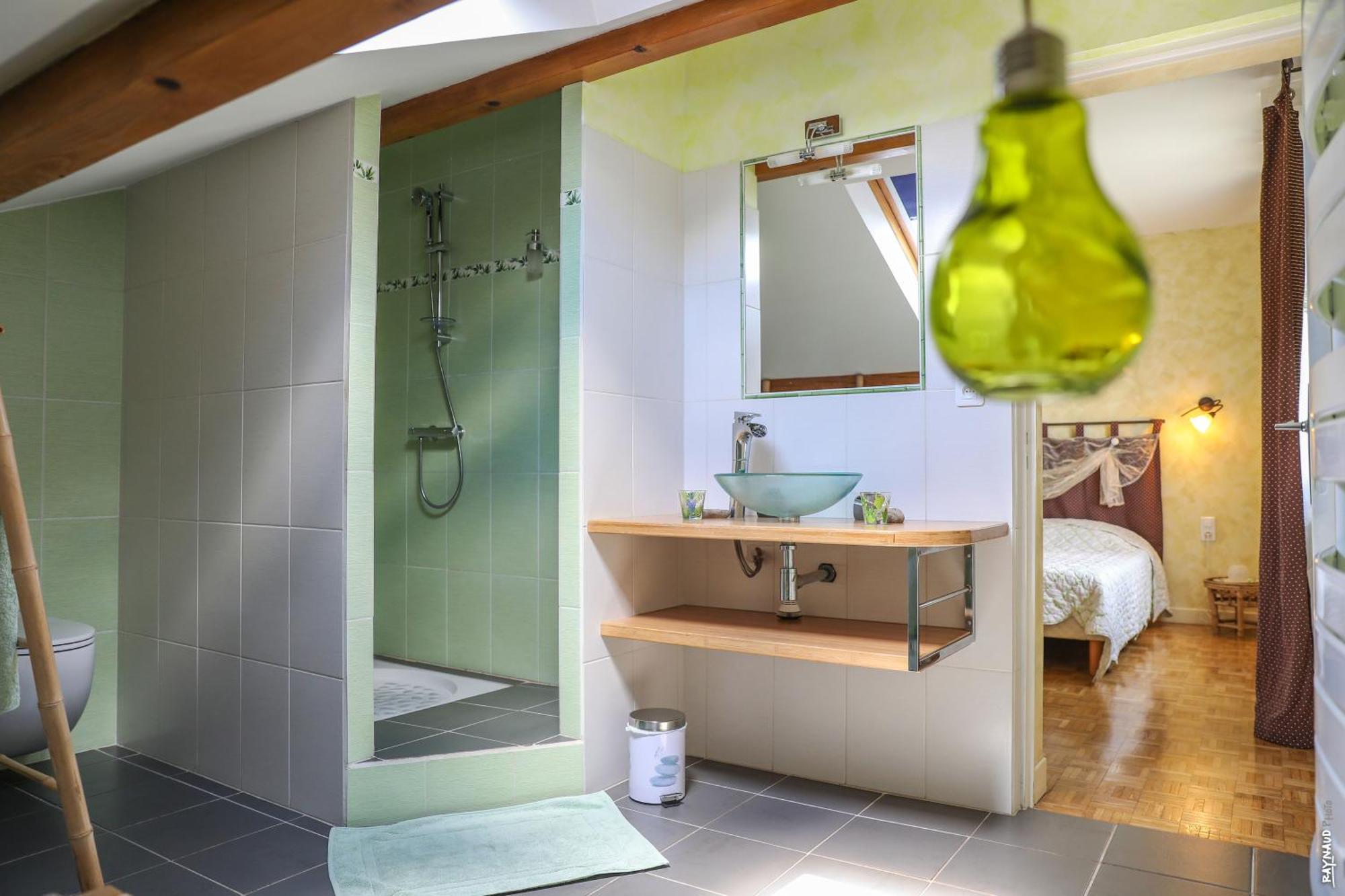 Le Nid De L'Ecureuil Bed & Breakfast Brens  Стая снимка