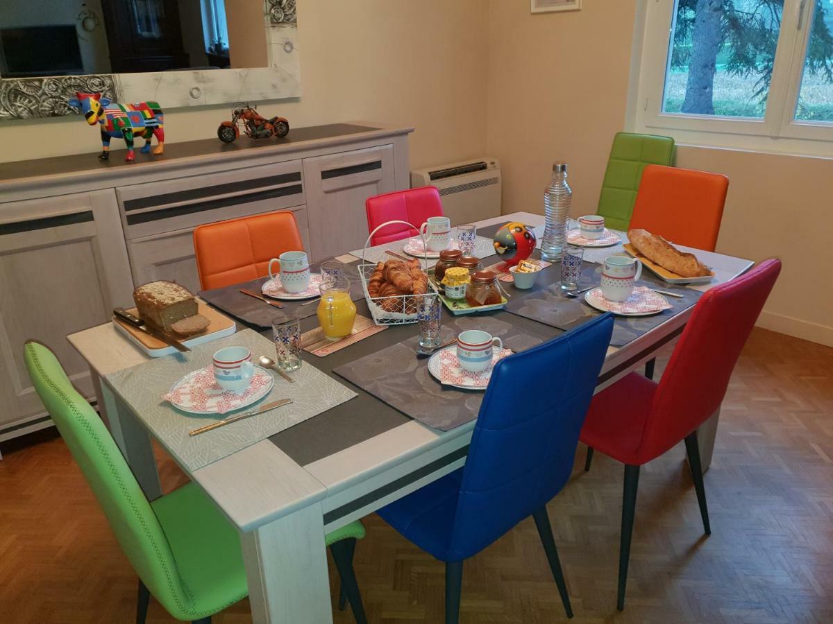 Le Nid De L'Ecureuil Bed & Breakfast Brens  Екстериор снимка